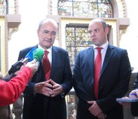 De la Torre afirma que la reelección de De la Calle como rectora de la UMA es "una buena noticia"