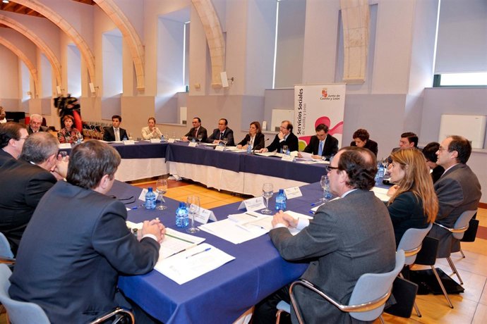 Herrera Preside La Comisión Interconsejerías