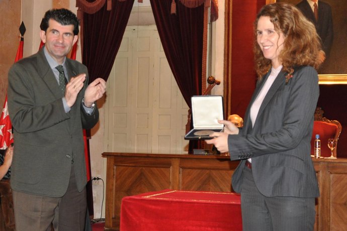 Bartolomé González Entrega El Premio Ciudad Patrimonio Mundial