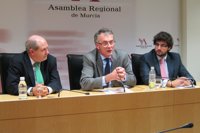 Segado (PP) afirma que "el Gobierno regional priorizará los proyectos creadores de empleo y el pago a proveedores"