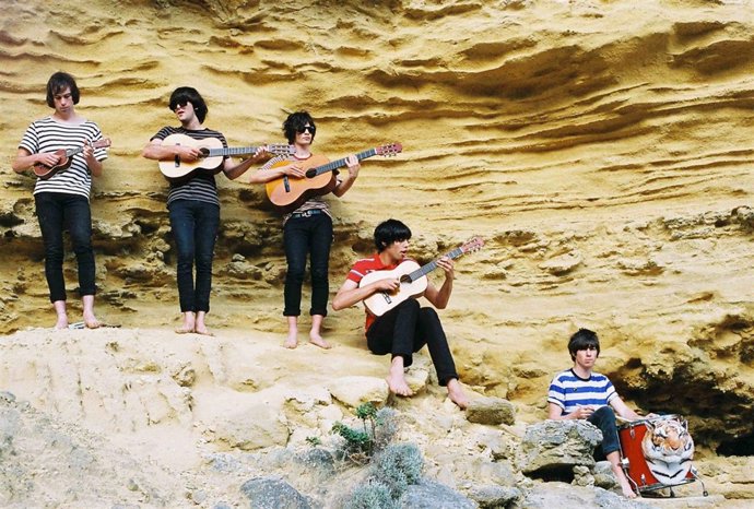 Componentes De The Frowning Clouds