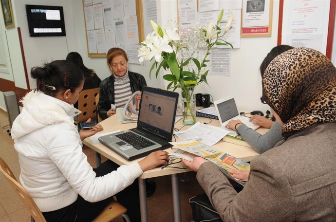 Servicio Municipal De Integración De Inmigrantes