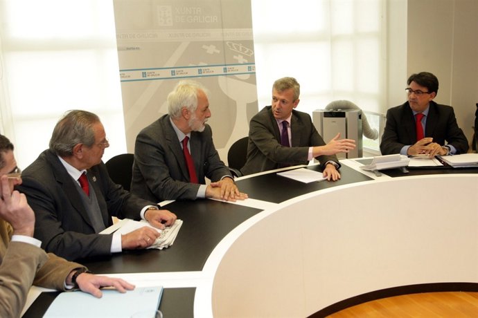 O CONSELLEIRO DE PRESIDENCIA REUNESE COS REPRESENTANTES DOS COLEXIOS DE ABOGADOS