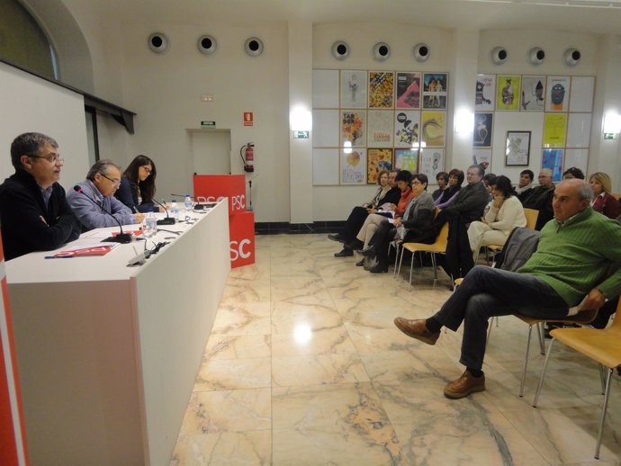 Antoni Llena, Reunido Con El Consell De Federació En El Imac De Lleida