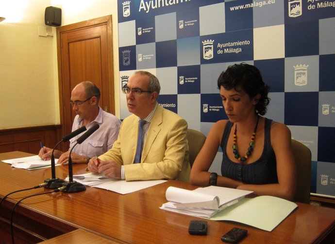 Pedro Moreno Brenes Y Los Concejales De IU