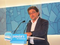 El PP acusa a Mas de "menospreciar" a muchos catalanes por ausentarse del acto de la Constitución