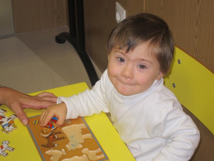 Niño Con Síndrome De Down