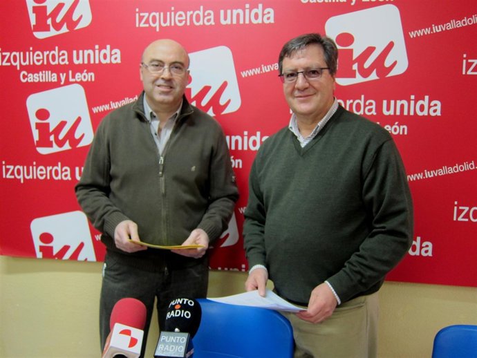 Salvador Arpa Y Javier Gutiérrez, Presentando Las Cuentas De IU