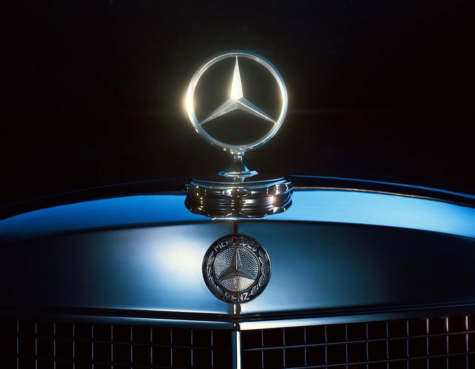 Estrella De Mercedes-Benz (Logotipo)