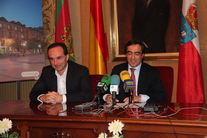 El Alcalde De Torrelavega, Ildefonso Calderón, Sobre Instalaciones Municipales