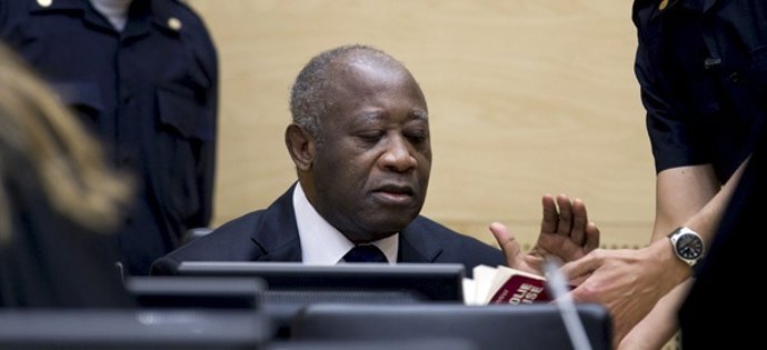 Gbagbo, Durante Su Primera Comparecencia