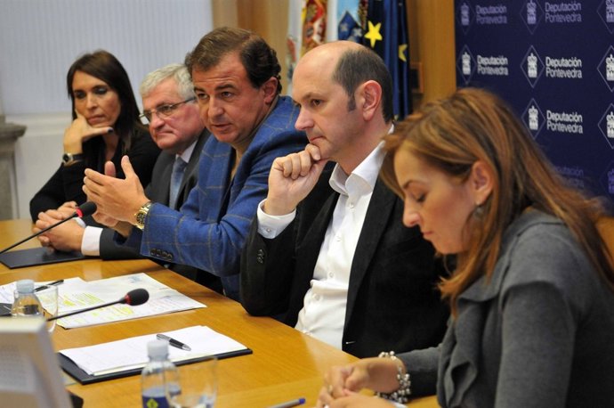 El Conselleiro Javier Guerra En Un Acto En Pontevedra