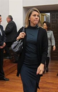 Cospedal, convencida de que con "paz y libertad" se vencerá "la batalla de la crisis"
