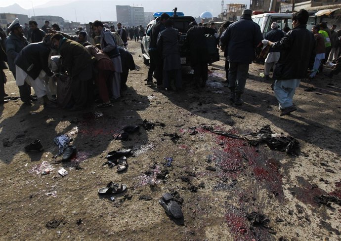 Atentado Suicida En Kabul Con Un 30 Víctimas Mortales