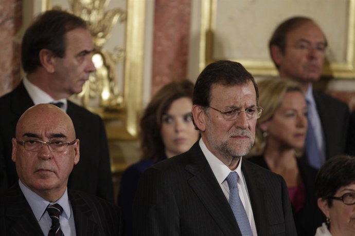 Rajoy, Zapatero, Chacón Y Demás Políticos En Actos Del Día De La Constitución