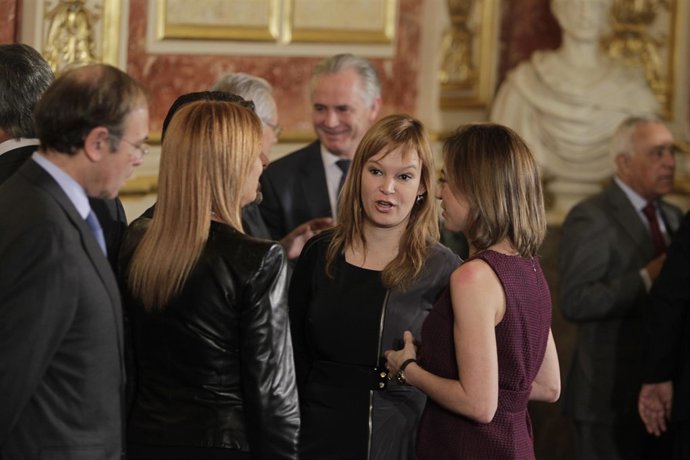 Rajoy, Zapatero, Chacón Y Demás Políticos En Actos Del Día De La Constitución