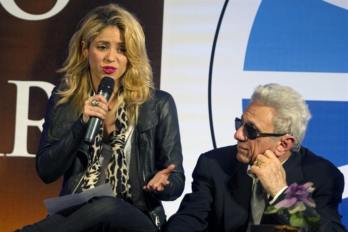 Shakira Con Su Padre En La Presentación Del Libro De Él 