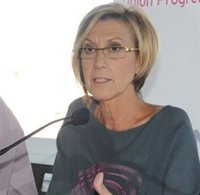 Rosa Díez: "Me da vergüenza que las comunidades autónomas se peleen por quién atiende a los pacientes"