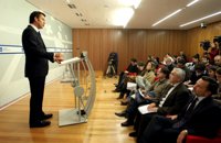 Consello.- Feijóo reitera o seu rexeitamento a cobrar por prestacións sanitarias e cre que sería "o último recurso"