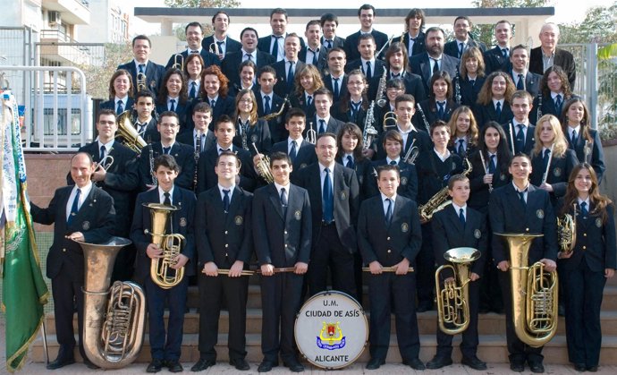 Imagen De La Sociedad Musical Ciudad De Asís, Participante En El Festival