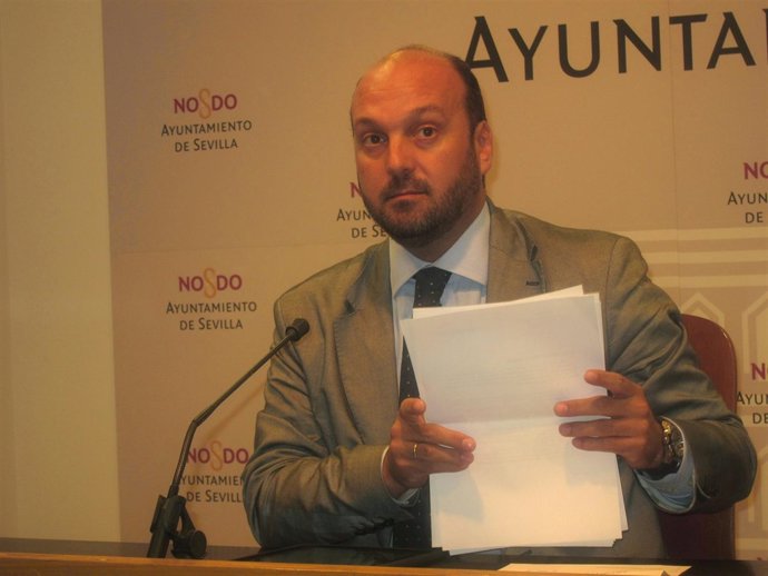 El Portavoz De Gobierno Del Ayuntamiento De Sevilla, Francisco Pérez
