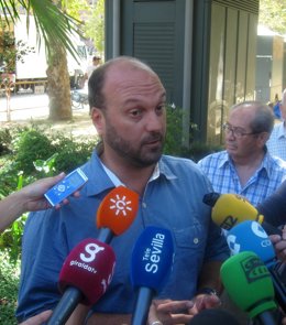 El Portavoz De Gobierno Del Ayuntamiento De Sevilla, Francisco Pérez (PP)