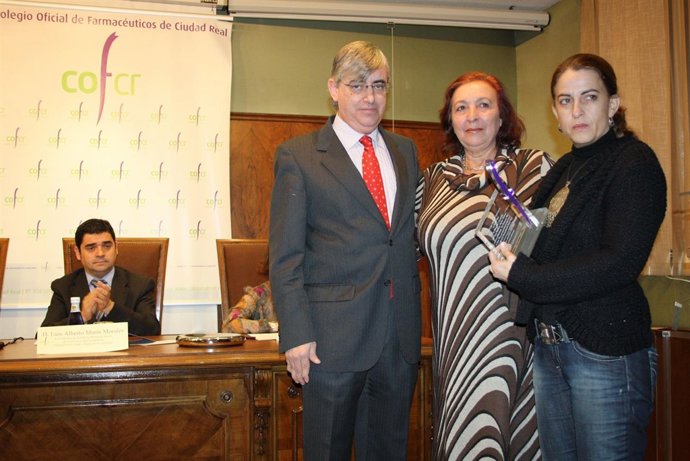 La Hermana De La Periodista Fallecida Recoge El Premio