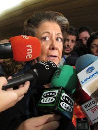 Barberá explica que se ha reunido en Londres con Ecclestone y con dos grupos de inversores