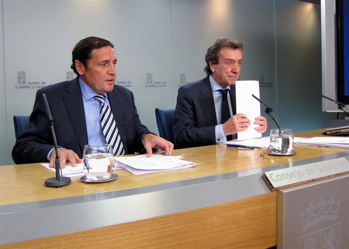 Rueda De Prensa Tras El Consejo De Gobierno De La Junta De Castilla Y León