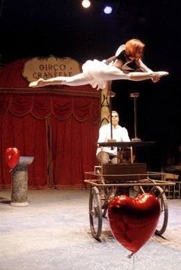 Momento De La Representación Del Gran Circo Fele