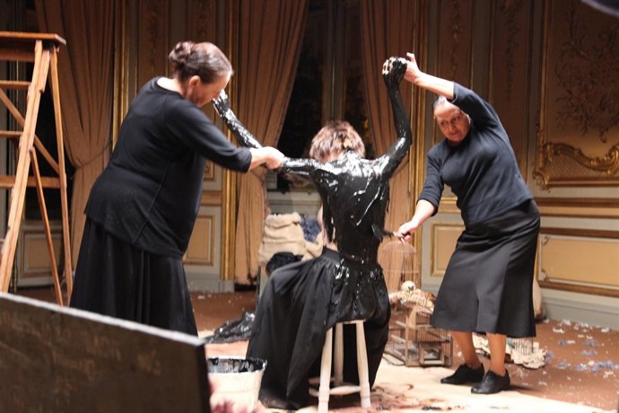 El IAACC Pablo Serrano Presenta Una Videocreación De La Artista Cristina Lucas