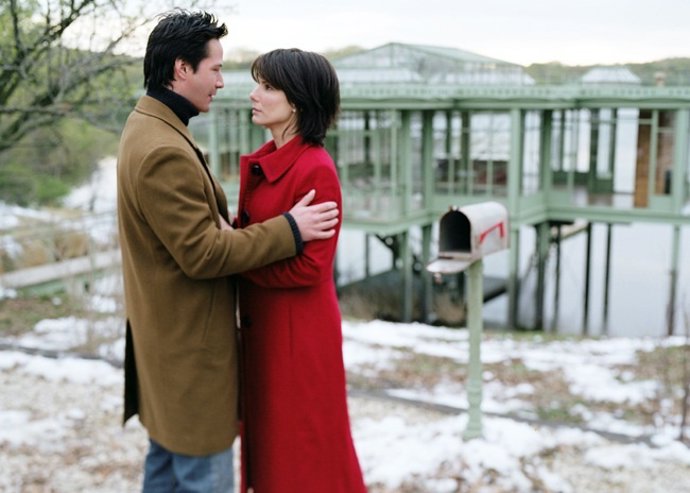 Keanu Reeves Y Sandra Bullock En 'La Casa Del Lago'