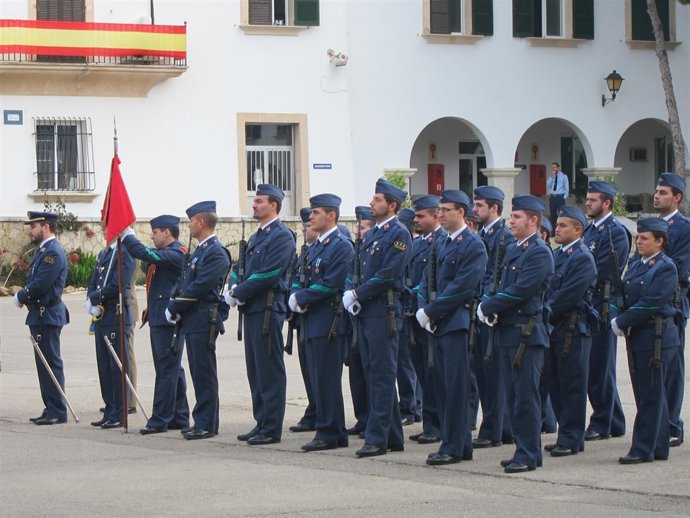 Formación De Las Fuerzas Que Han Participado En El Acto.