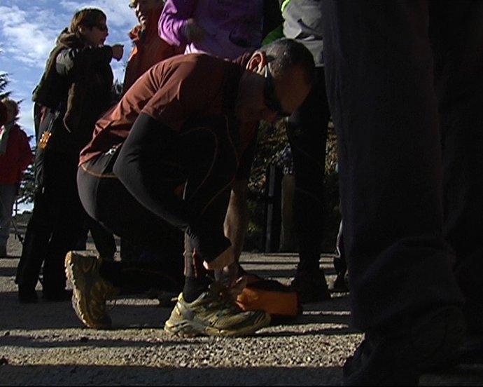 Joan Coscubiela (ICV) Se Dispone A Subir La Mola