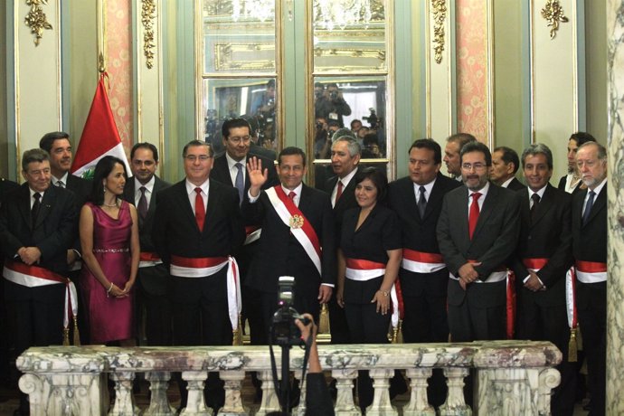 El Presidente De Perú, Ollanta Humala, Nombra Nuevo Gabinete.