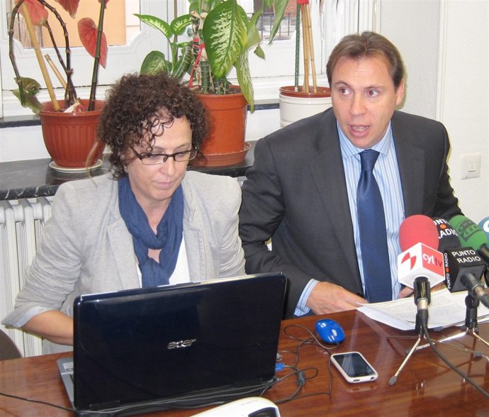 Óscar Puente Comparece Para Presentar La Moción Del PSOE