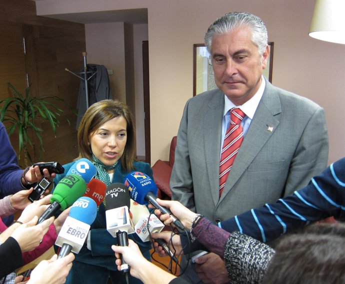 Ana Alós Y Antonio Suárez