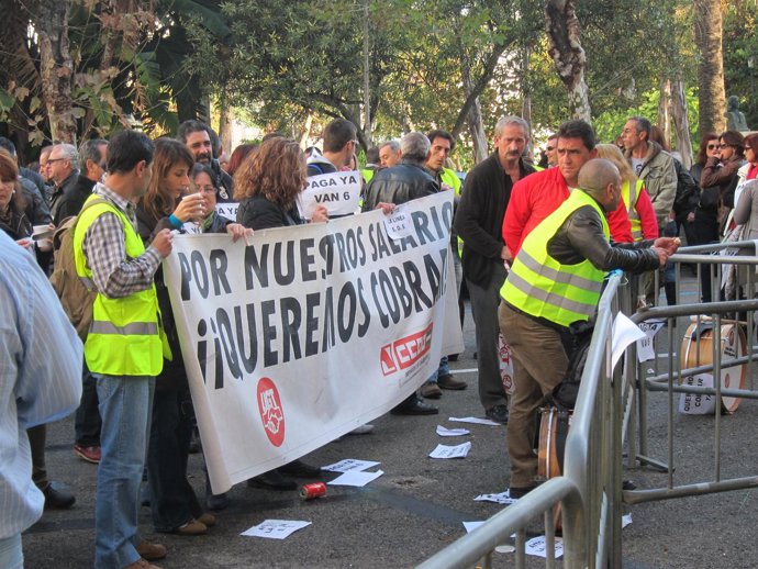Protesta Trabajadores Municipales De La Línea