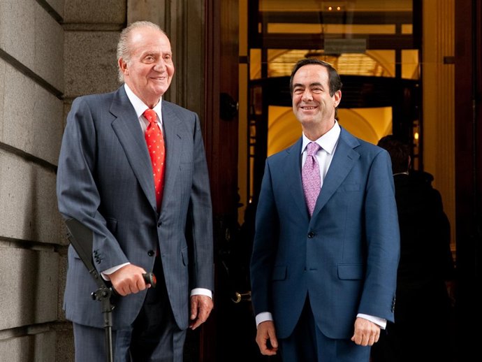 El Rey Juan Carlos Y José Bono
