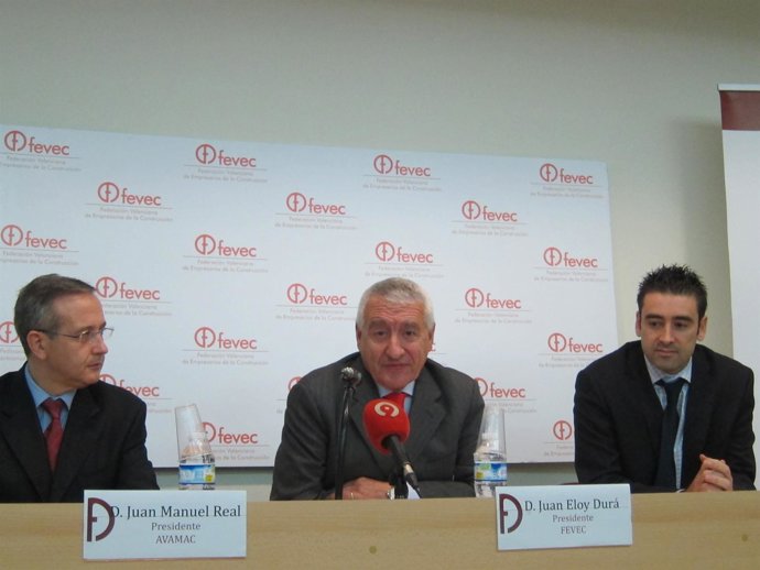 Dura Y Real En La Rueda De Prensa