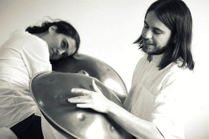 Sílvia Pérez Cruz Y Ravid Goldschmidt