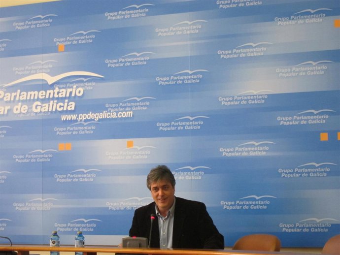 El Portavoz Del Ppdeg, Pedro Puy Fraga, En Rueda De Prensa