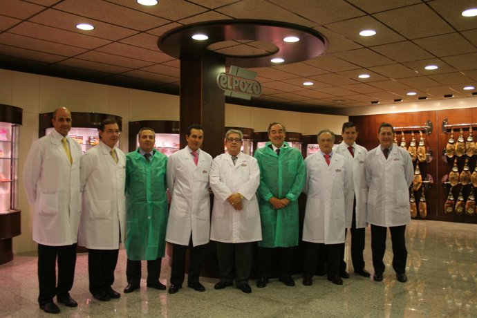 EL PRESIDENTE DE CEOE, JUAN ROSELL, VISITA  ELPOZO ALIMENTACIÓN 