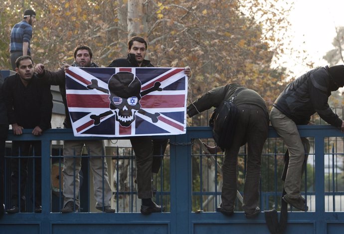 Asalto A La Embajada De Reino Unido En Irán