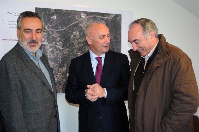 FOTOS VISITA ALVAREZ ROBLEDO OFICINA MEDIO RURAL NEMATODO AS NEVES (PONTEVEDRA)