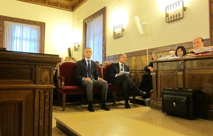 Costa Y Camps En El Juicio De Los Trajes