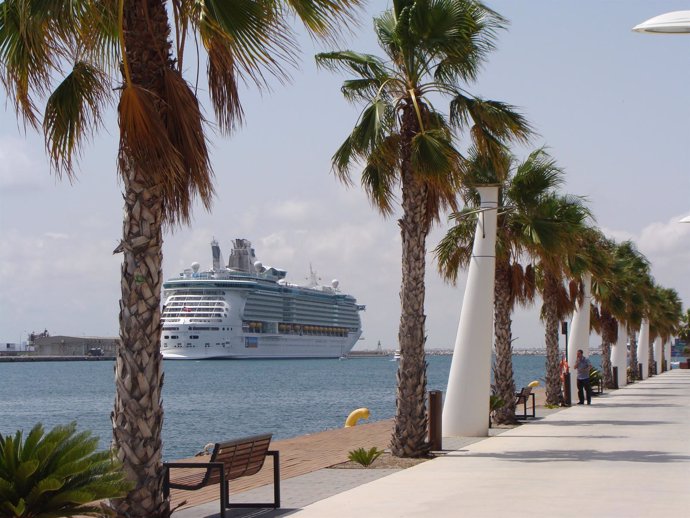 Imagen De El Independence Of The Seas, en Alicante