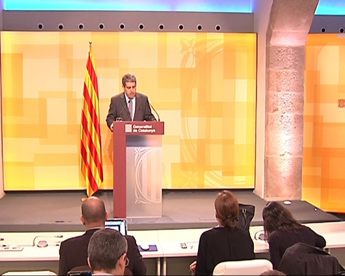 Homs en rueda de prensa de la Generalitat