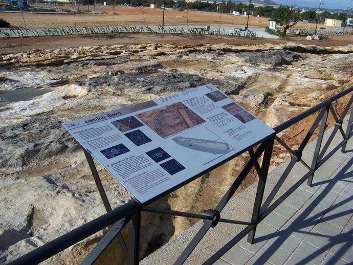 Abierto Al Público El Yacimiento Arqueológico Del Canal Romano De La Covatella.