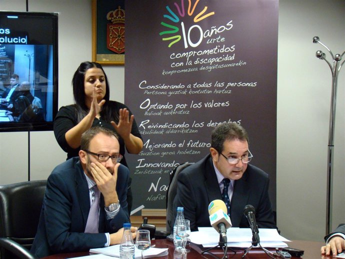 Gerardo Posada (I), Vicepresidente Del Cormin, Y Javier Miranda, Presidente.
